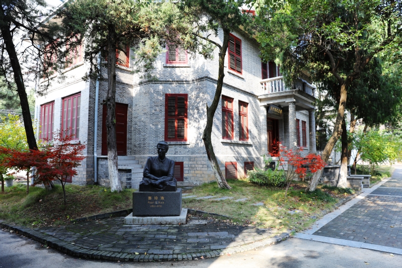 江苏省级重点文物保护单位,建于1912年,西式古典式